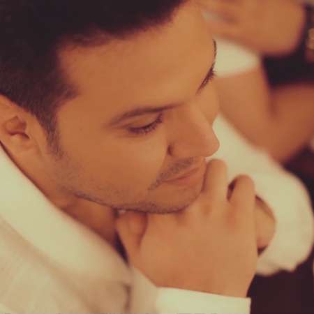  دانلود آهنگ جدید   بابک مافی  به نام   بهم بگو